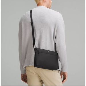 Black lululemon crossbody bag